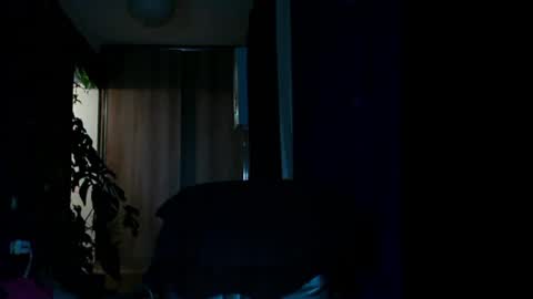 Huracane online show from 02.21.25