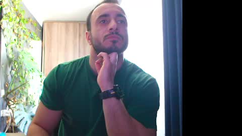 Huracane online show from 03.10.25