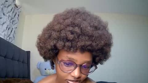 Snapshot of t_okyo chatting on 12.14.24 TOKYO online show from 12.14.24