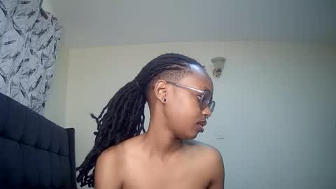 Snapshot of t_okyo chatting on 01.15.25 TOKYO online show from 01.15.25