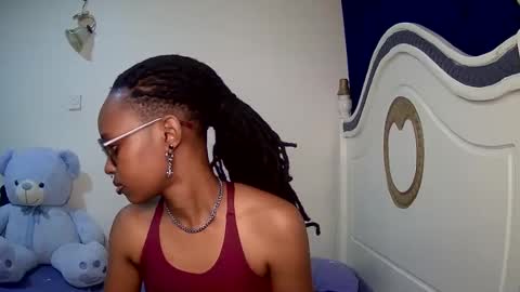 Snapshot of t_okyo chatting on 01.26.25 TOKYO online show from 01.26.25