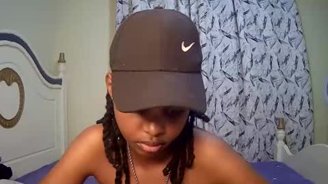 Snapshot of t_okyo chatting on 03.03.25 TOKYO online show from 03.03.25