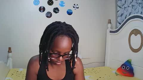 Snapshot of t_okyo chatting on 11.23.25 TOKYO online show from 11.23.25