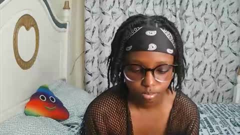 Snapshot of t_okyo chatting on 02.02.26 TOKYO online show from 02.02.26