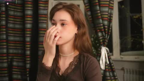 Snapshot of t_tragedienne chatting on 12.21.25 Heeey im Helena3 -- fav555100333 -- pvts only premium and after my public show 3 online show from 12.21.25