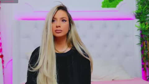 Snapshot of taahiraarabian chatting on 02.27.25 Arianna online show from 02.27.25