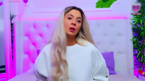 Arianna online show from 12.19.25