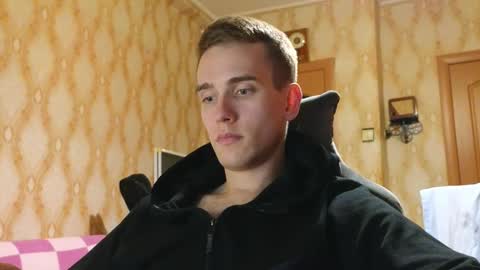 Snapshot of taakanyoko chatting on 09.14.25 Urahara online show from 09.14.25