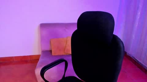 Snapshot of tabitapurple chatting on 01.06.25 TABITA online show from 01.06.25