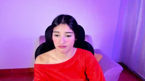 Snapshot of tabitapurple chatting on 01.11.25 TABITA online show from 01.11.25