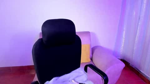 Snapshot of tabitapurple chatting on 01.14.25 TABITA online show from 01.14.25