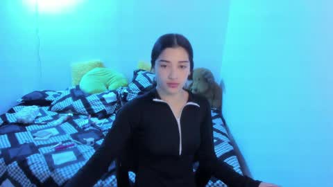 Snapshot of tabitapurple chatting on 02.08.25 TABITA online show from 02.08.25