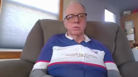 tacrunner66_ online show from 02.12.25