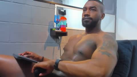 Tafari Zulu online show from 01.01.25