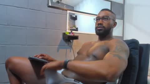 Tafari Zulu online show from 01.04.25