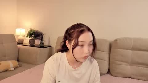 Soo Ying online show from 03.02.26
