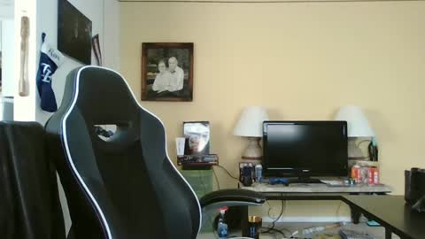 takerlover436295 online show from 12.28.24