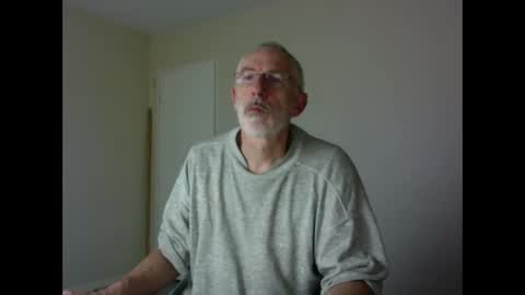 Jack Pierrot online show from 10.15.25