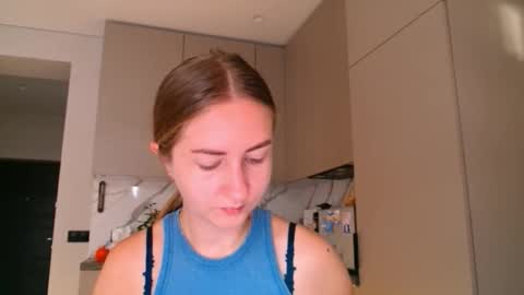  Kira  online show from 11.03.25