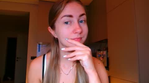  Kira  online show from 11.26.25