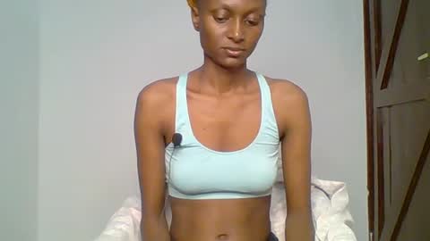 Snapshot of talisha_smiley chatting on 06.12.26 talisha smiles online show from 06.12.26