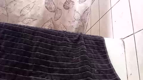 Snapshot of tall6feet7inch chatting on 12.23.25 tall6feet7inch online show from 12.23.25