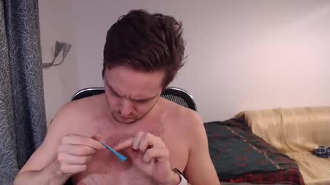 Snapshot of tall_sam chatting on 02.25.25 tall_sam online show from 02.25.25