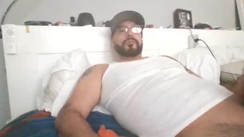 talllatino310 online show from 12.22.25