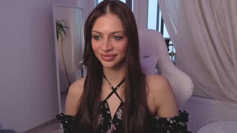 Snapshot of tamagotchi_san chatting on 11.22.25 Daria Promisess online show from 11.22.25