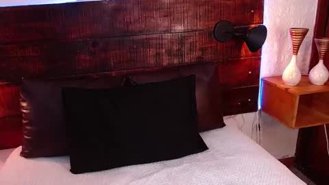    online show from 01.10.25