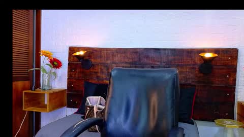    online show from 10.16.25