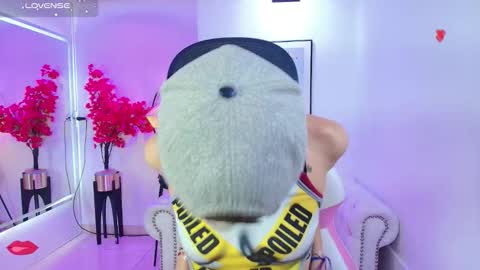 Tamara online show from 10.25.25