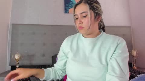 Tamy Vega online show from 12.21.24