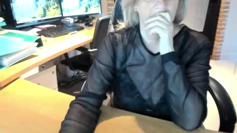 Snapshot of tammy4camfun chatting on 02.05.25 Tammy online show from 02.05.25