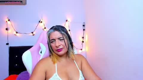 Tammy Lynn online show from 01.14.25