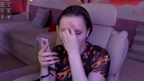Snapshot of tammymays chatting on 07.16.26 Tammy Mays online show from 07.16.26