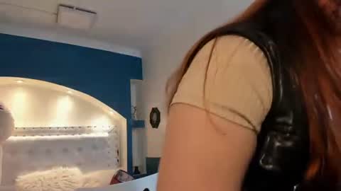 Tammara  online show from 12.24.24