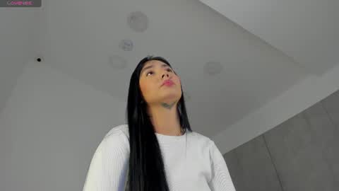 Snapshot of tamy_leen chatting on 06.23.26 Tamy Leen online show from 06.23.26