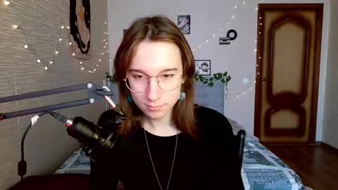 Snapshot of tangerine4dreams chatting on 02.17.25 Milena Kuprianova online show from 02.17.25