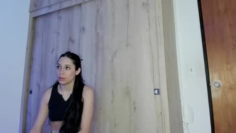 tania06 online show from 10.10.25