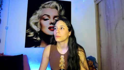 tania06 online show from 11.14.25