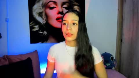 tania06 online show from 11.15.25