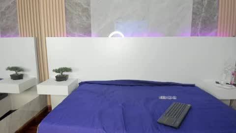 Snapshot of tania_fontana chatting on 12.22.24 tania_fontana online show from 12.22.24