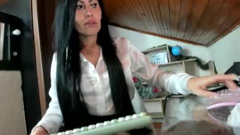 tania online show from 01.03.25