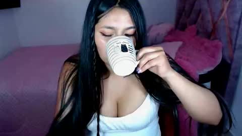 Tania online show from 02.21.25