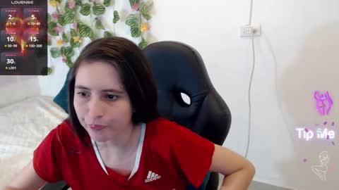 Snapshot of taniadevil_69 chatting on 03.05.25 Tania online show from 03.05.25
