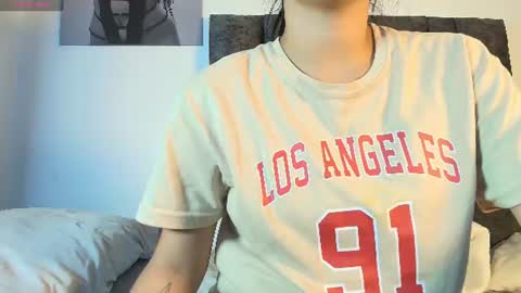 Snapshot of taniamilan chatting on 06.24.26 Tania online show from 06.24.26