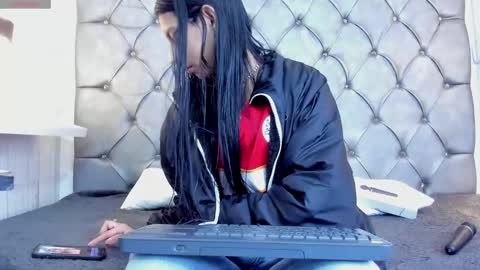 Snapshot of tanit_angels chatting on 02.23.25 TANIT ANGELS online show from 02.23.25