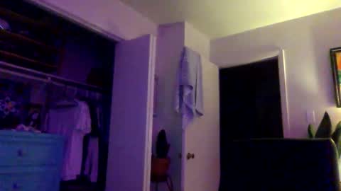 Snapshot of tantrichealing chatting on 10.29.25 Dr. Love online show from 10.29.25