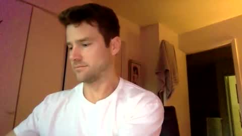 Snapshot of tantrichealing chatting on 10.31.25 Dr. Love online show from 10.31.25